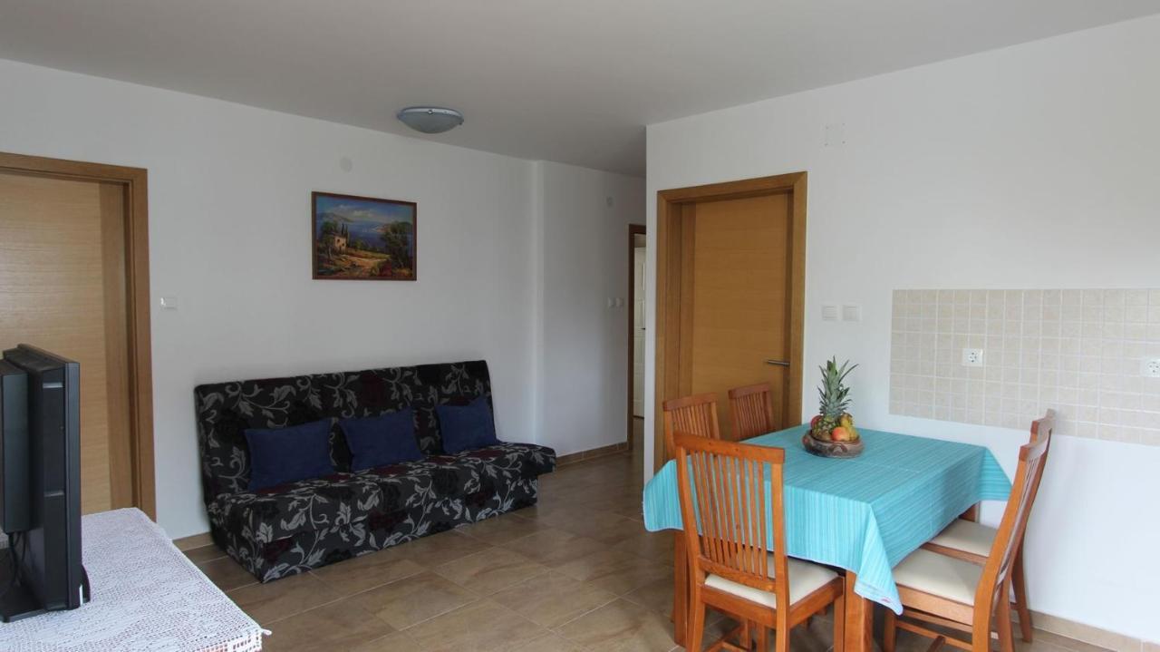 Apartments Vabec Малинска Экстерьер фото