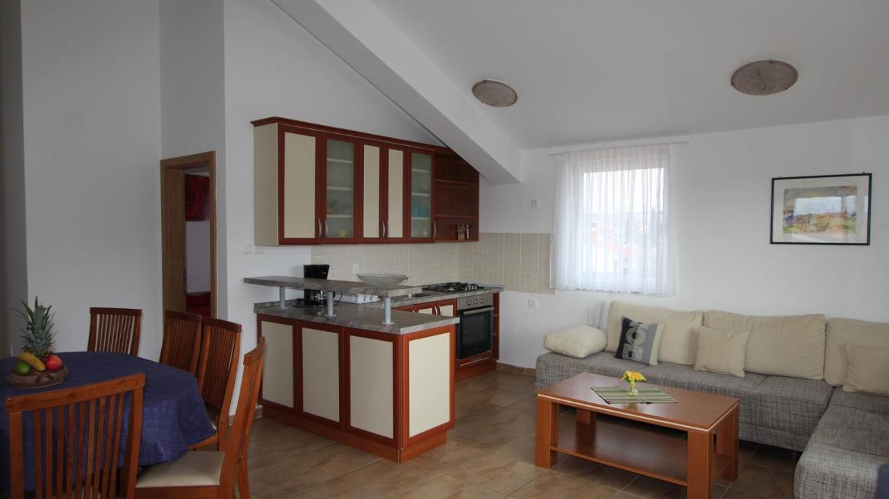 Apartments Vabec Малинска Экстерьер фото